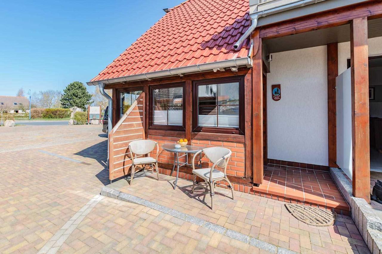 Schoene Ferienwohnungen Am Lobber Deich Exterior photo